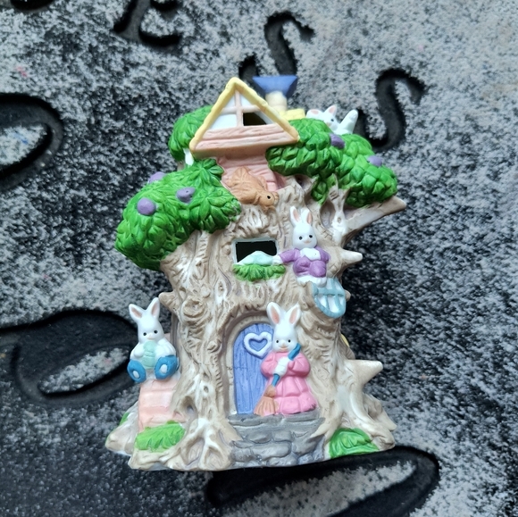 Whimsical Bunny Treehouse Figurine - Picture 2 of 14